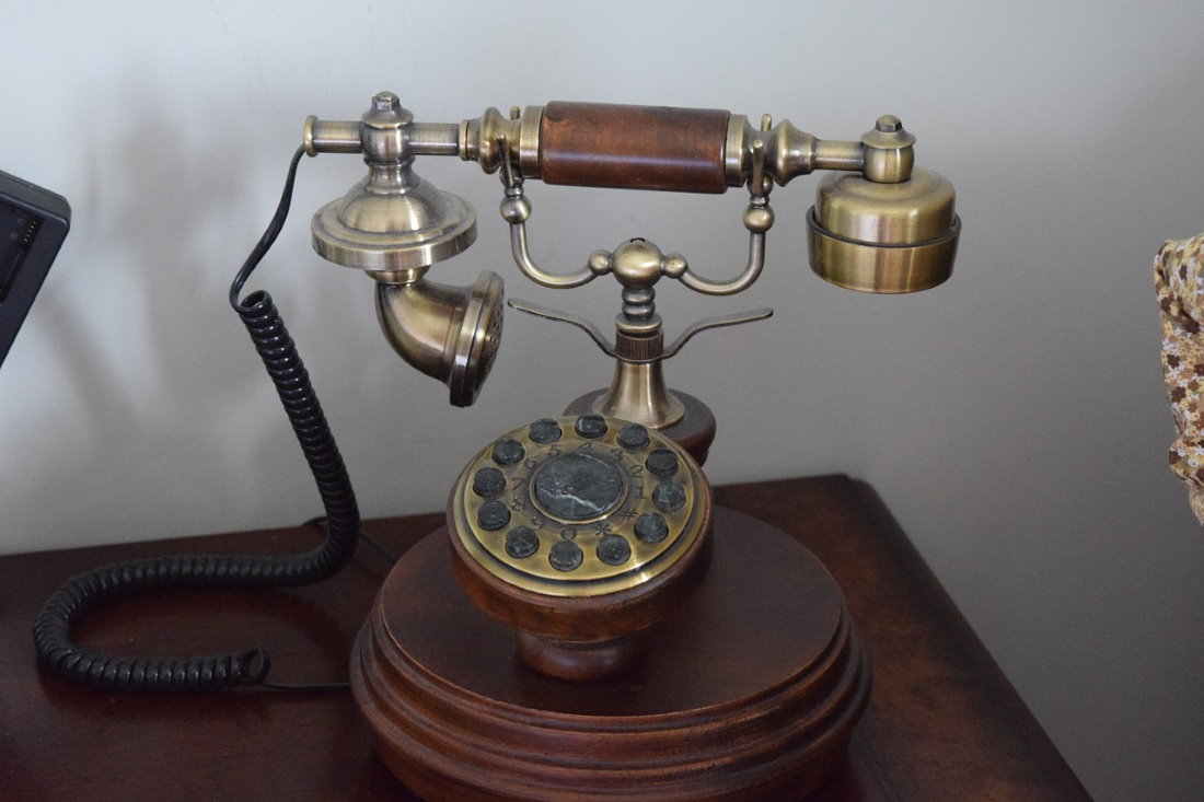 Czy telefony stacjonarne to relikt przeszłości?