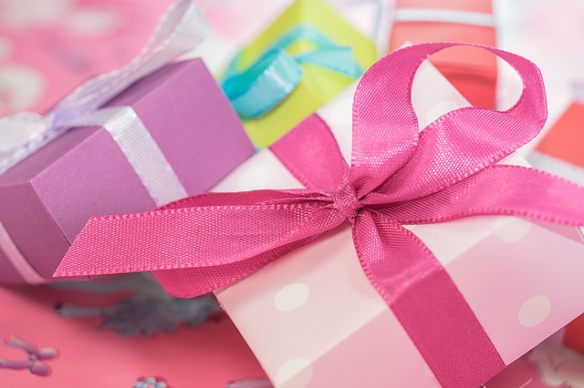 10 pomysłów na prezent urodzinowy dla kobiety 25+