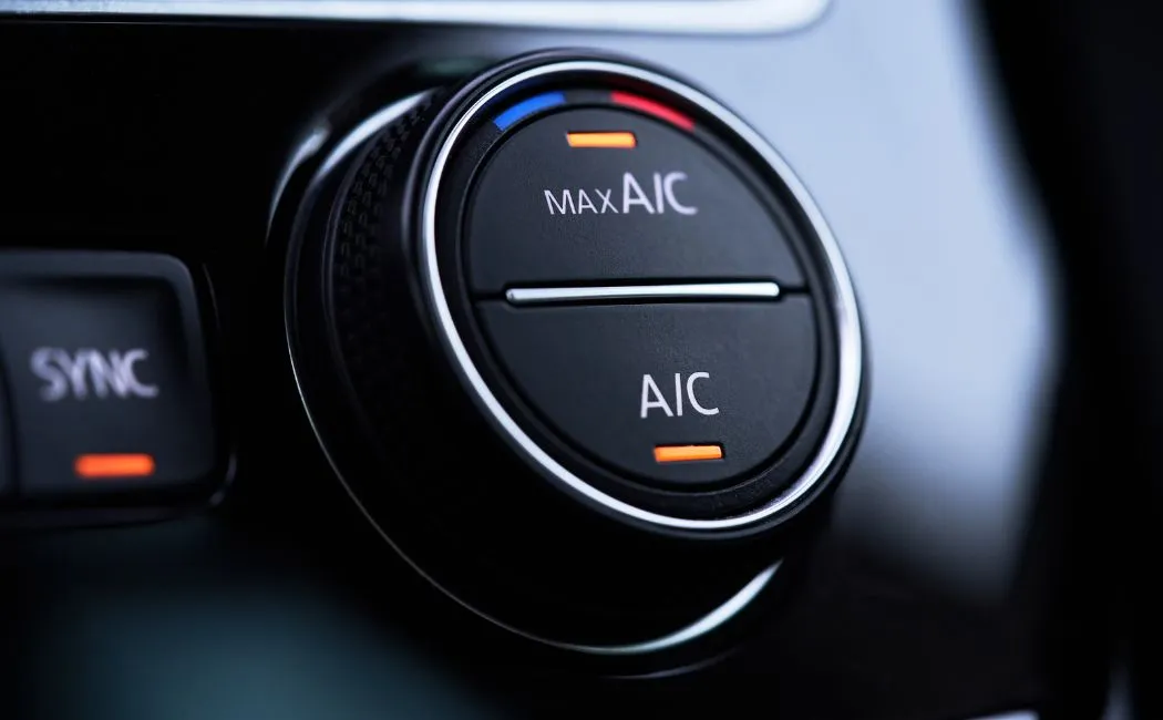 Dlaczego regularne czyszczenie klimatyzacji w samochodzie jest ważne dla zdrowia?