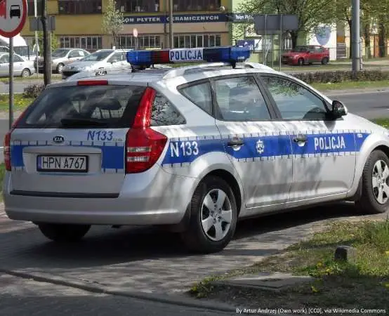 Policja i diagności w Mysłowicach sprawdzali oświetlenie pojazdów