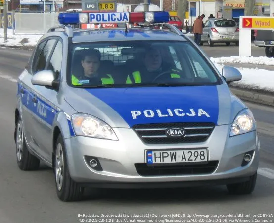 Mysłowiccy policjanci edukują seniorów o bezpieczeństwie i zagrożeniach