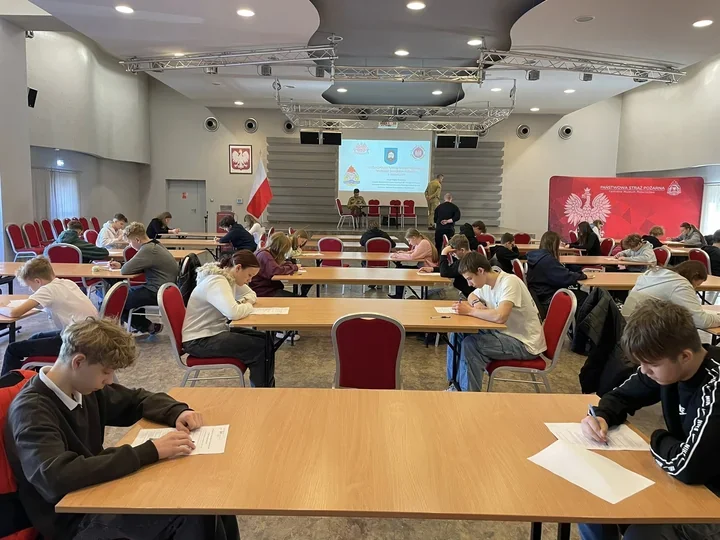 Młodzi znawcy pożarnictwa rywalizowali w muzeum – **66** uczestników, **11** awansów