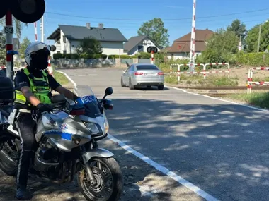 Sekundy na przejeździe mogą kosztować życie. Policja sprawdza kierowców w Mysłowicach