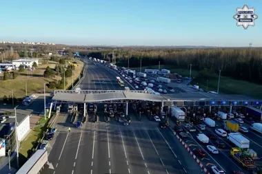 Setki kierowców na A4 w Brzęczkowicach, dwóch wpadło po alkoholu